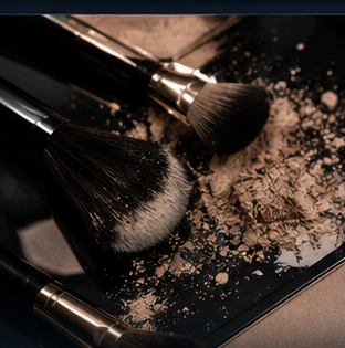 Imagen editorial ilustrativa: Maquillaje por visagismo